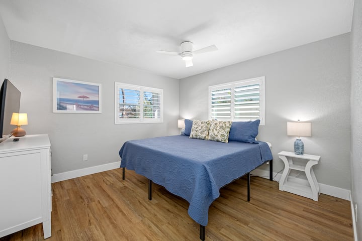 Chumba cha kulala cha Mgeni chenye hewa safi cha Salty Air