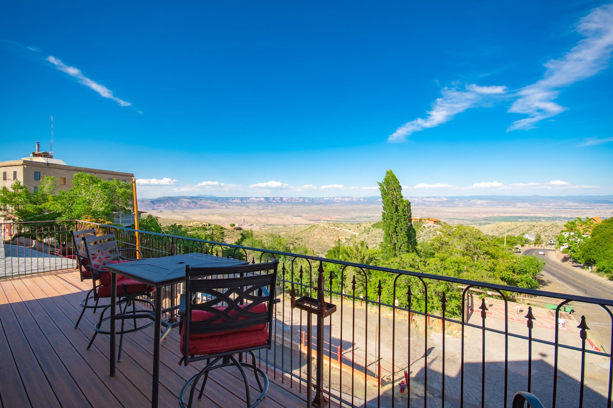 Jerome's Furniture-Corp Office \u0026 Distribution Ctr, 16960 Mesamint St, San  Diego, CA 92127, US - MapQuest, image size:1200x800