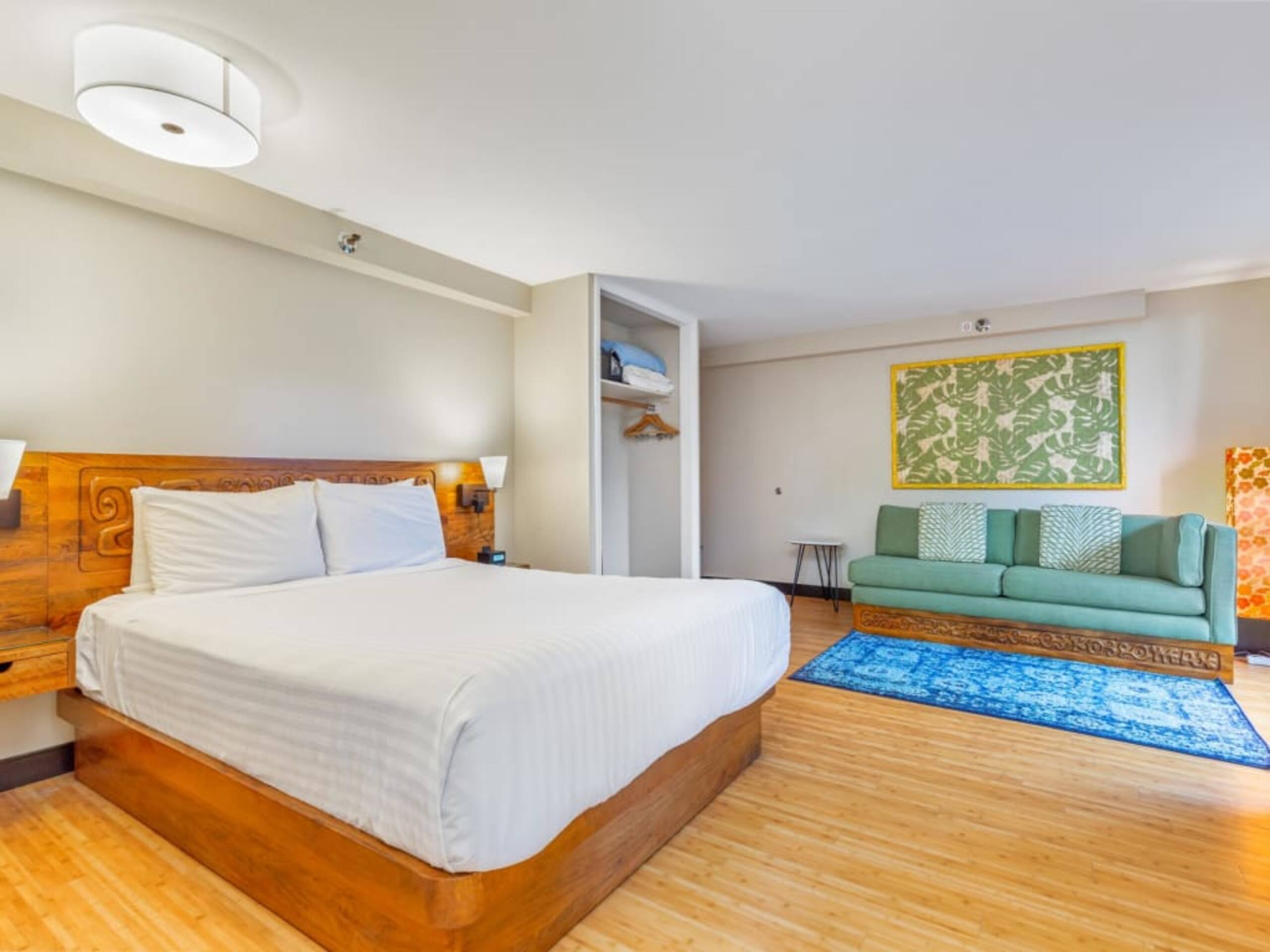 Condo in Honolulu · ★4.5 · Studio · 1 bed · 1 private bath - Image 21