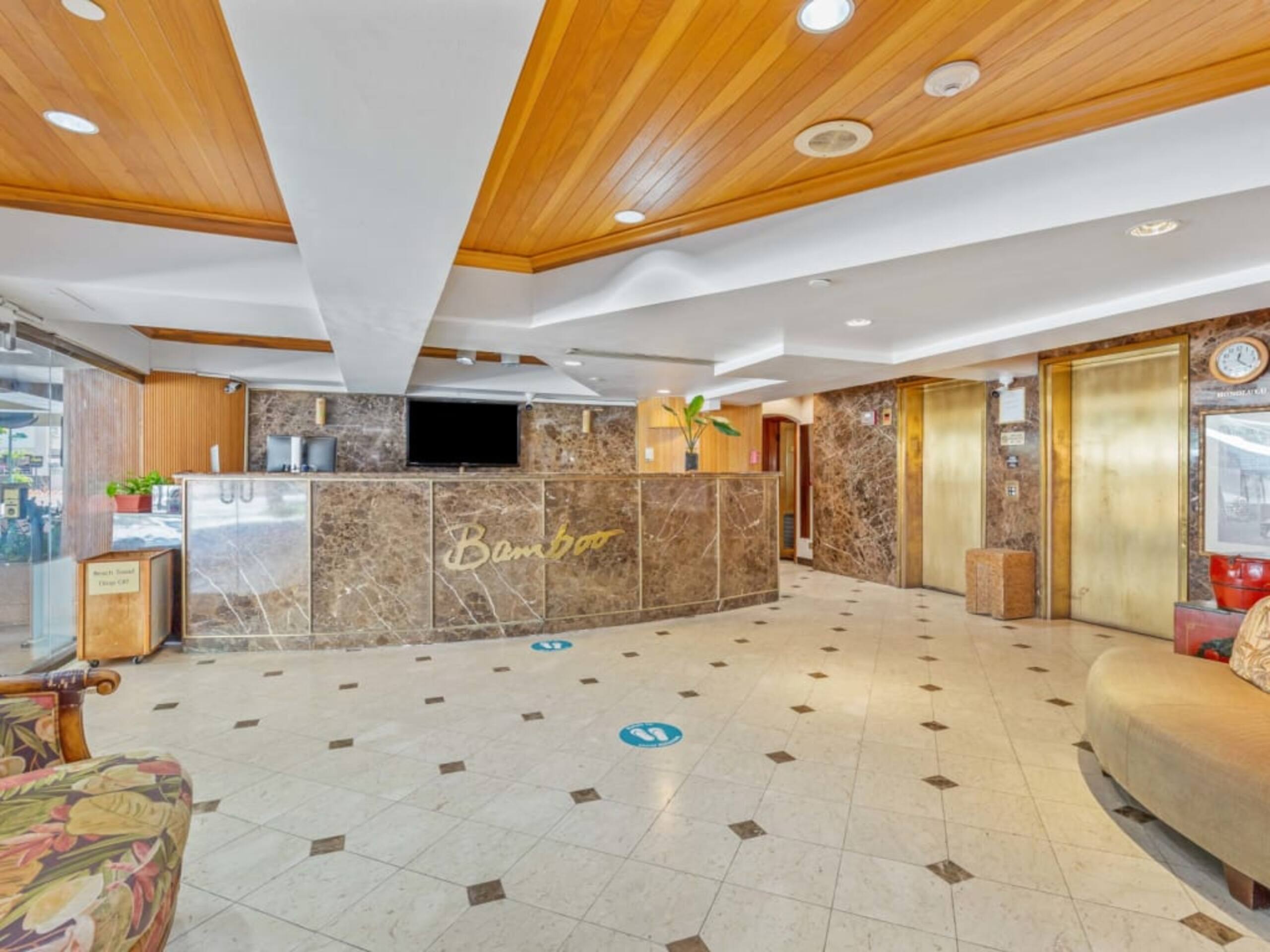 Condo in Honolulu · ★4.25 · Studio · 1 bed · 1 private bath - Image 46