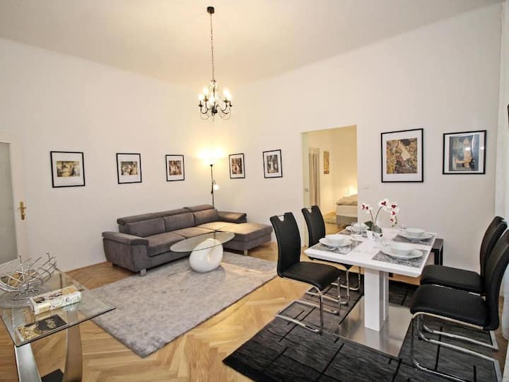 Apartment Klimt (63sqm) with free WiFi (Apartment Klimt) Guesthouses