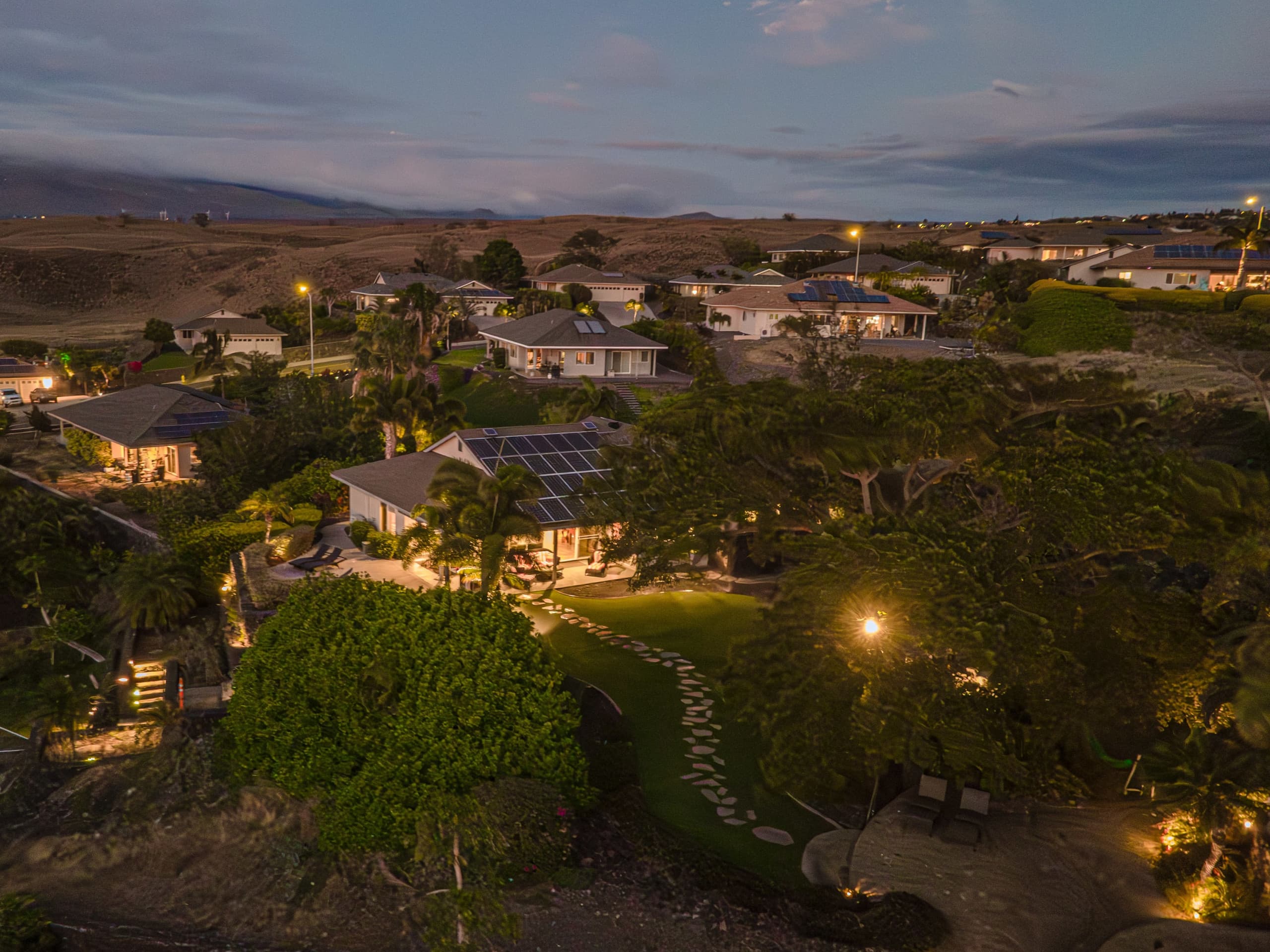 1+ Acre Private Resort, 4BD + 3BTH, Cinema, Spa - Photo 410