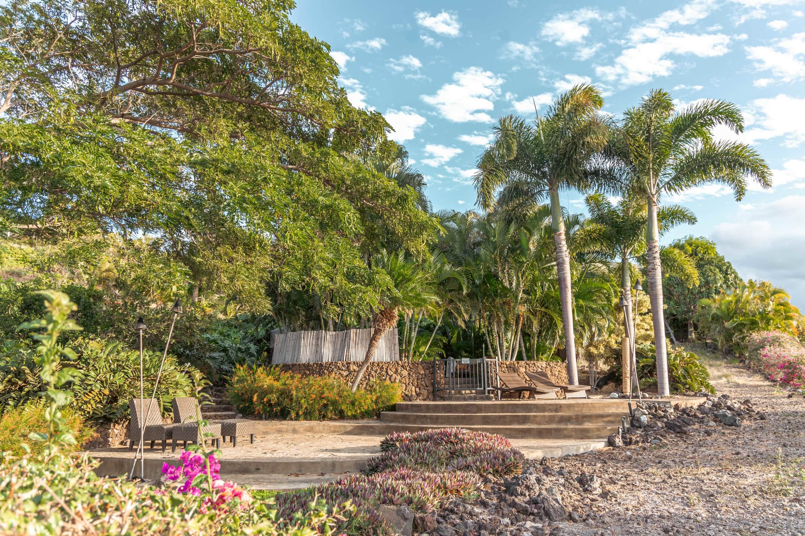 1+ Acre Private Resort, 4BD + 3BTH, Cinema, Spa - Photo 283