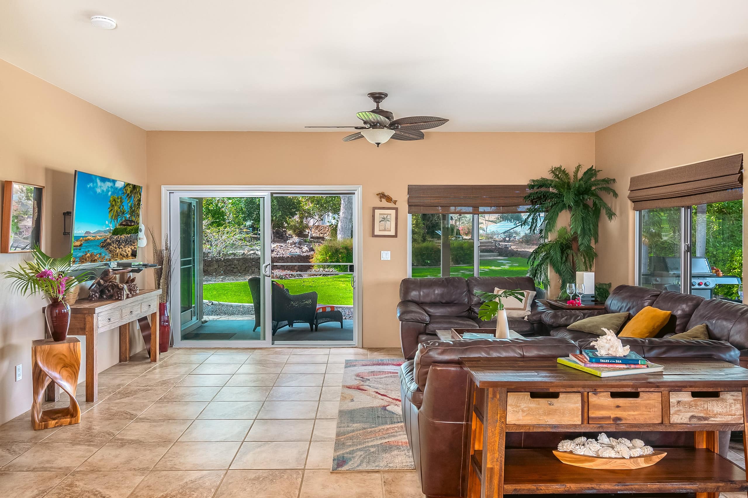 1+ Acre Private Resort, 4BD + 3BTH, Cinema, Spa - Photo 16