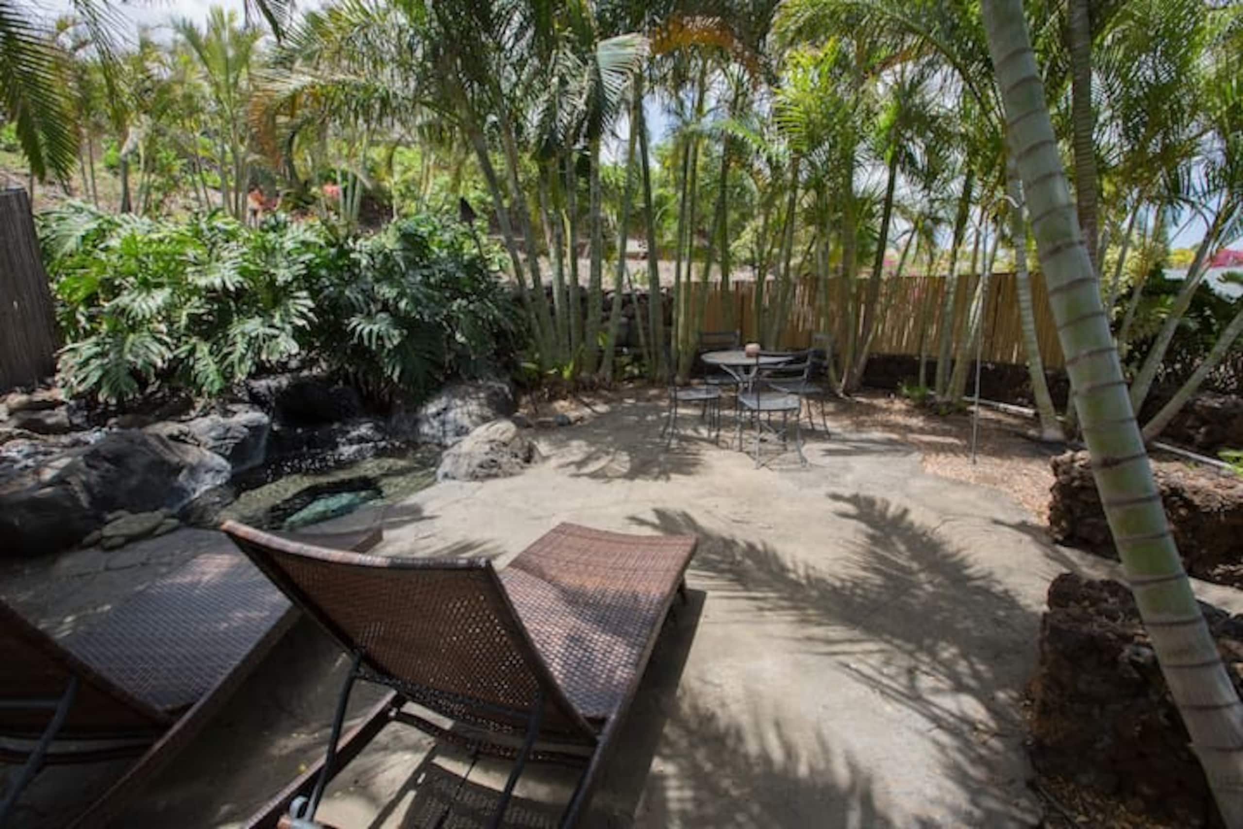 1+ Acre Private Resort, 4BD + 3BTH, Cinema, Spa - Photo 438