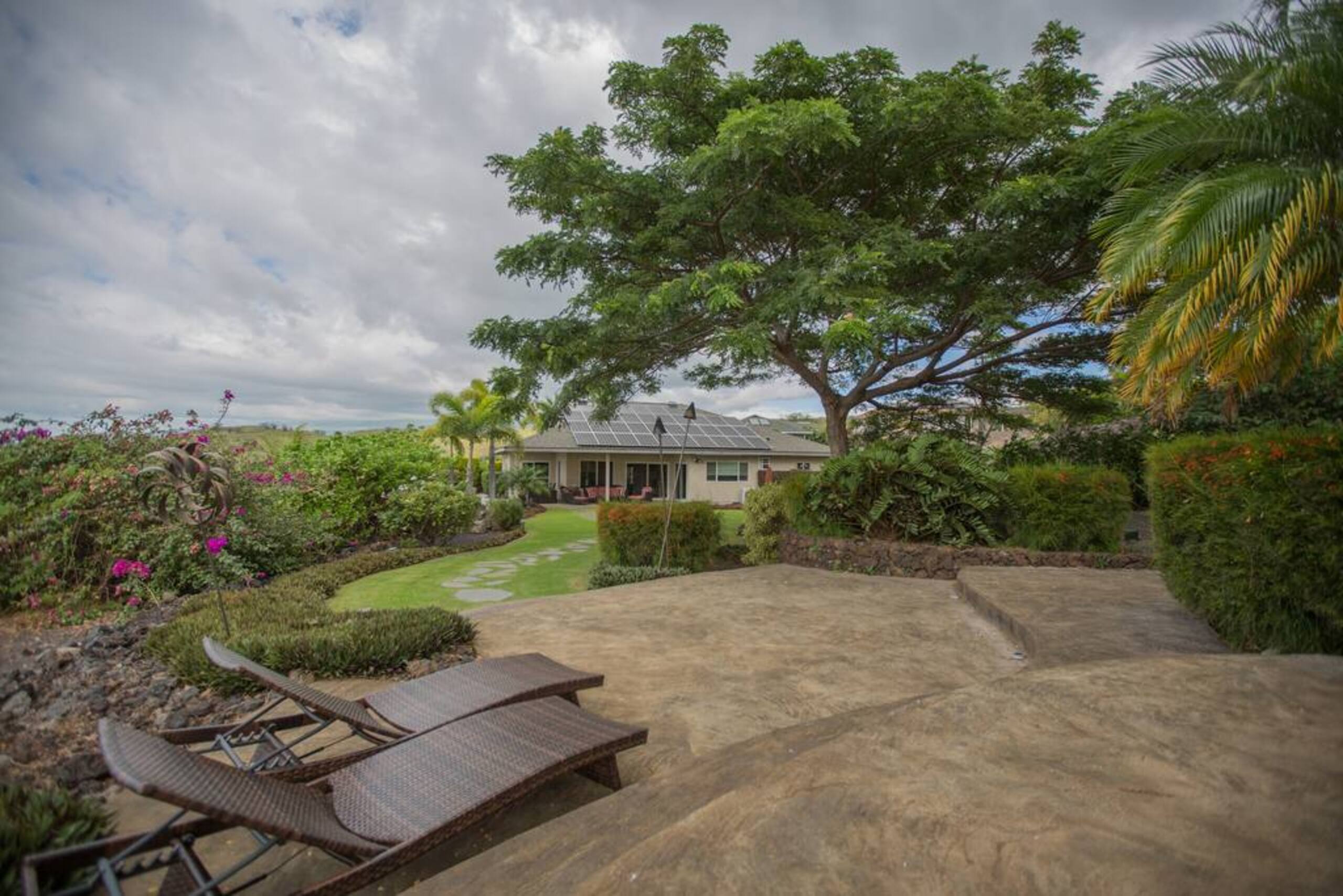 1+ Acre Private Resort, 4BD + 3BTH, Cinema, Spa - Photo 242