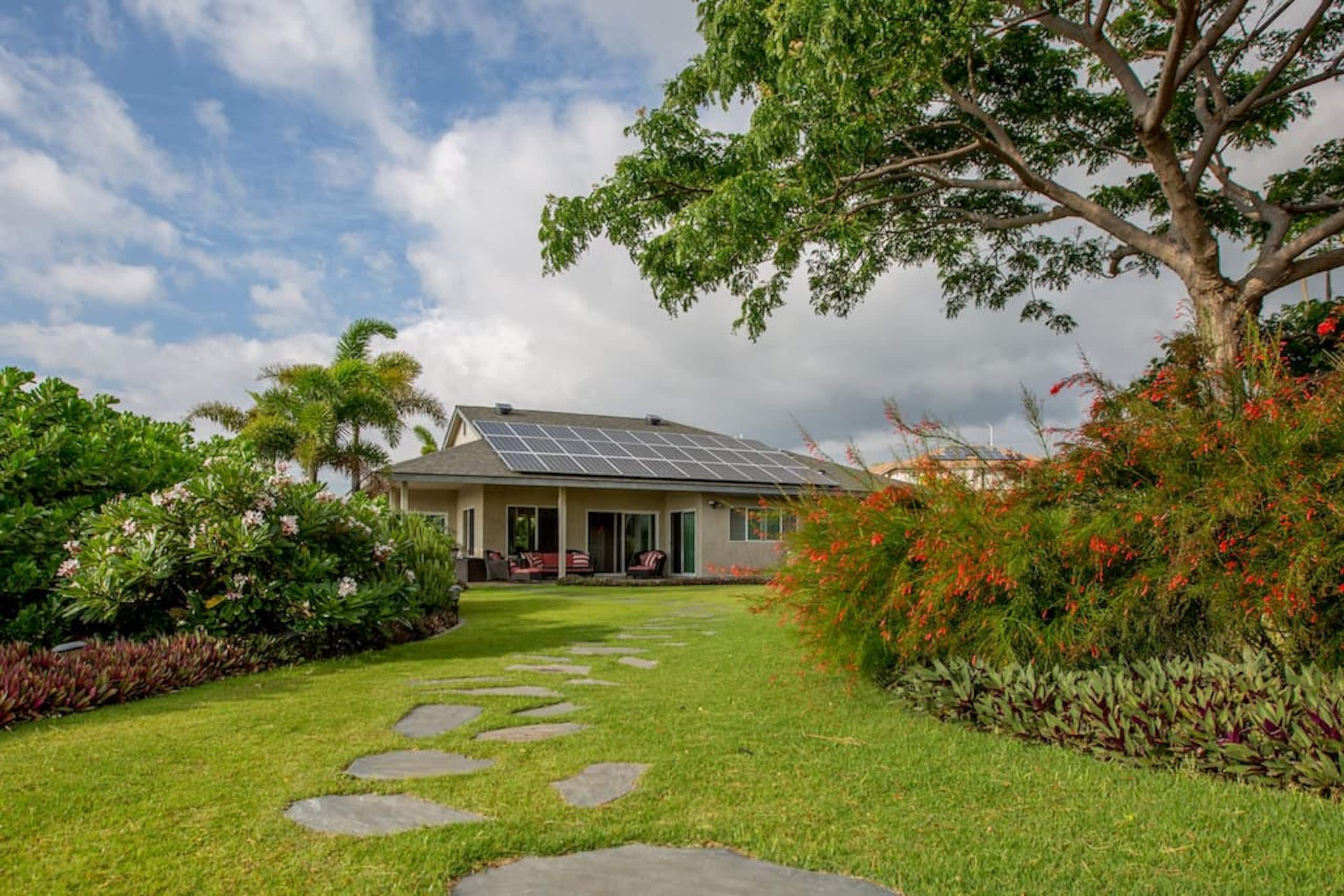 1+ Acre Private Resort, 4BD + 3BTH, Cinema, Spa - Photo 225