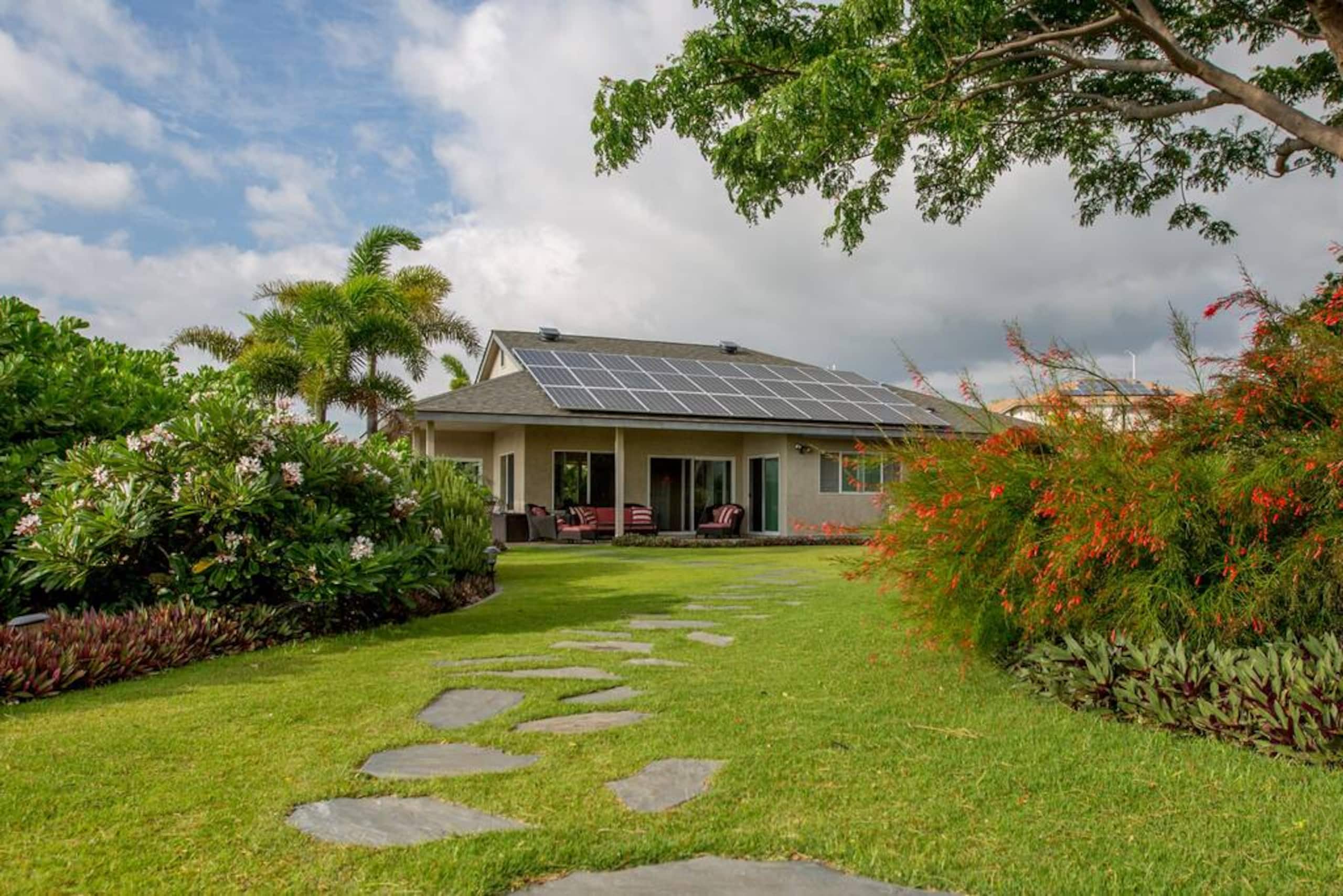 1+ Acre Private Resort, 4BD + 3BTH, Cinema, Spa - Photo 403
