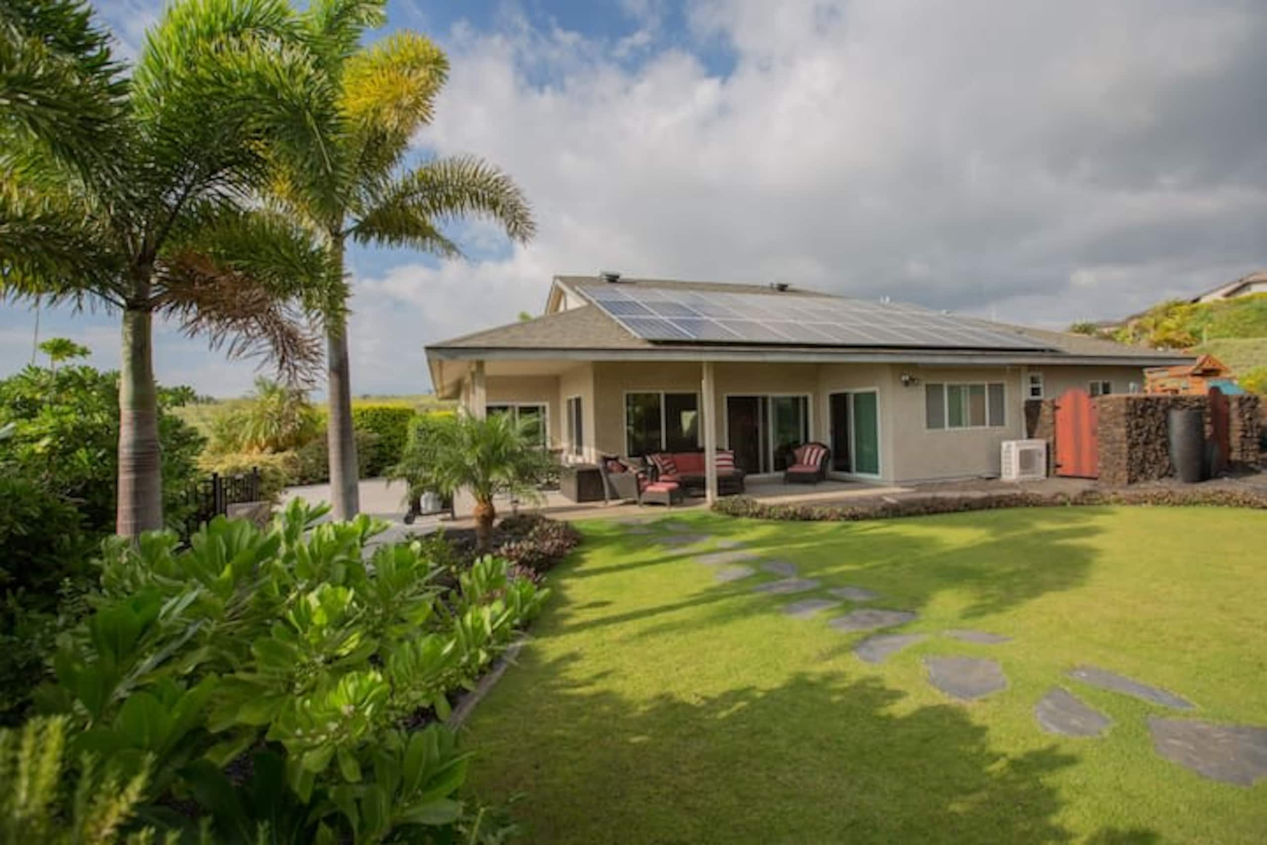 1+ Acre Private Resort, 4BD + 3BTH, Cinema, Spa - Photo 396