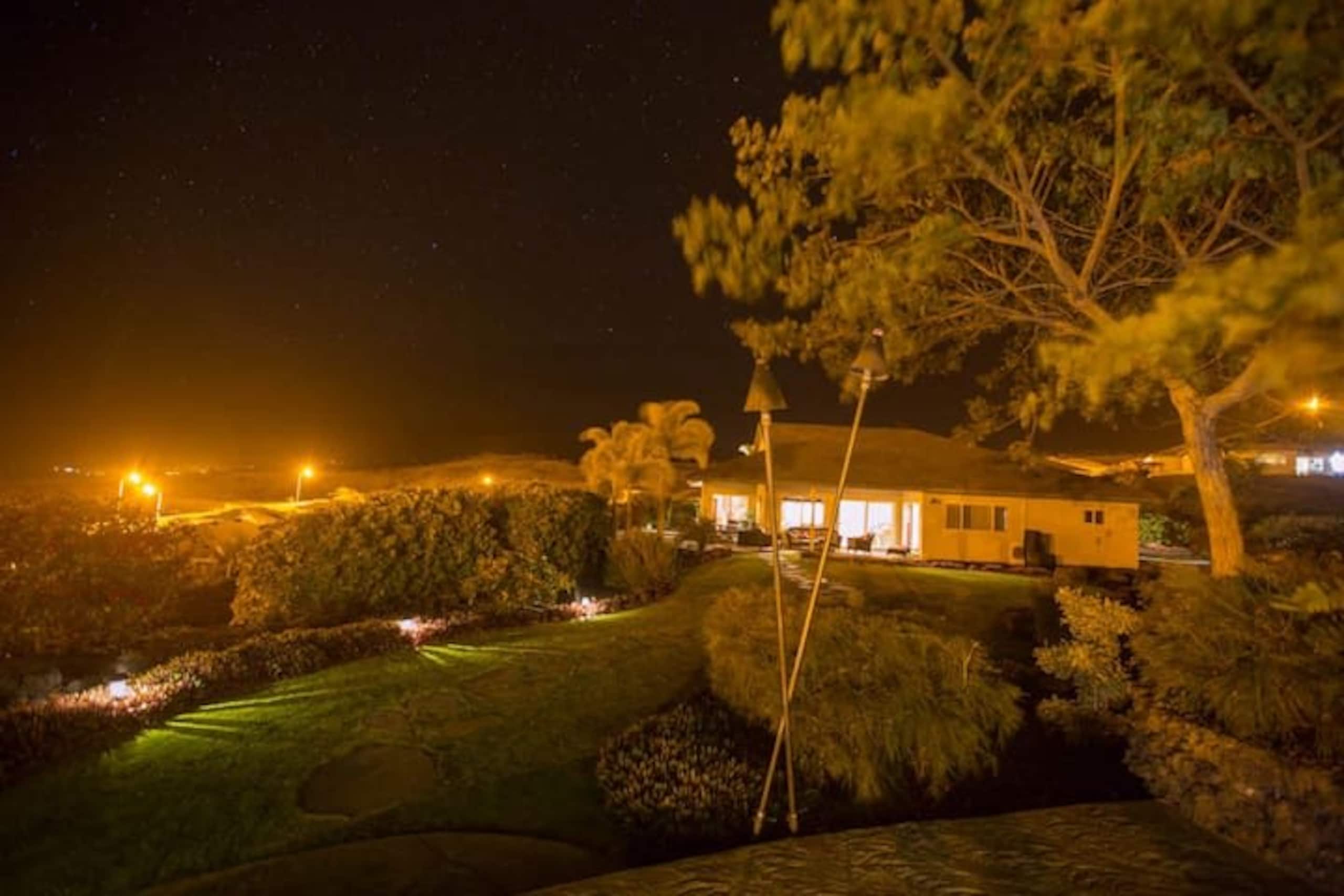 1+ Acre Private Resort, 4BD + 3BTH, Cinema, Spa - Photo 204