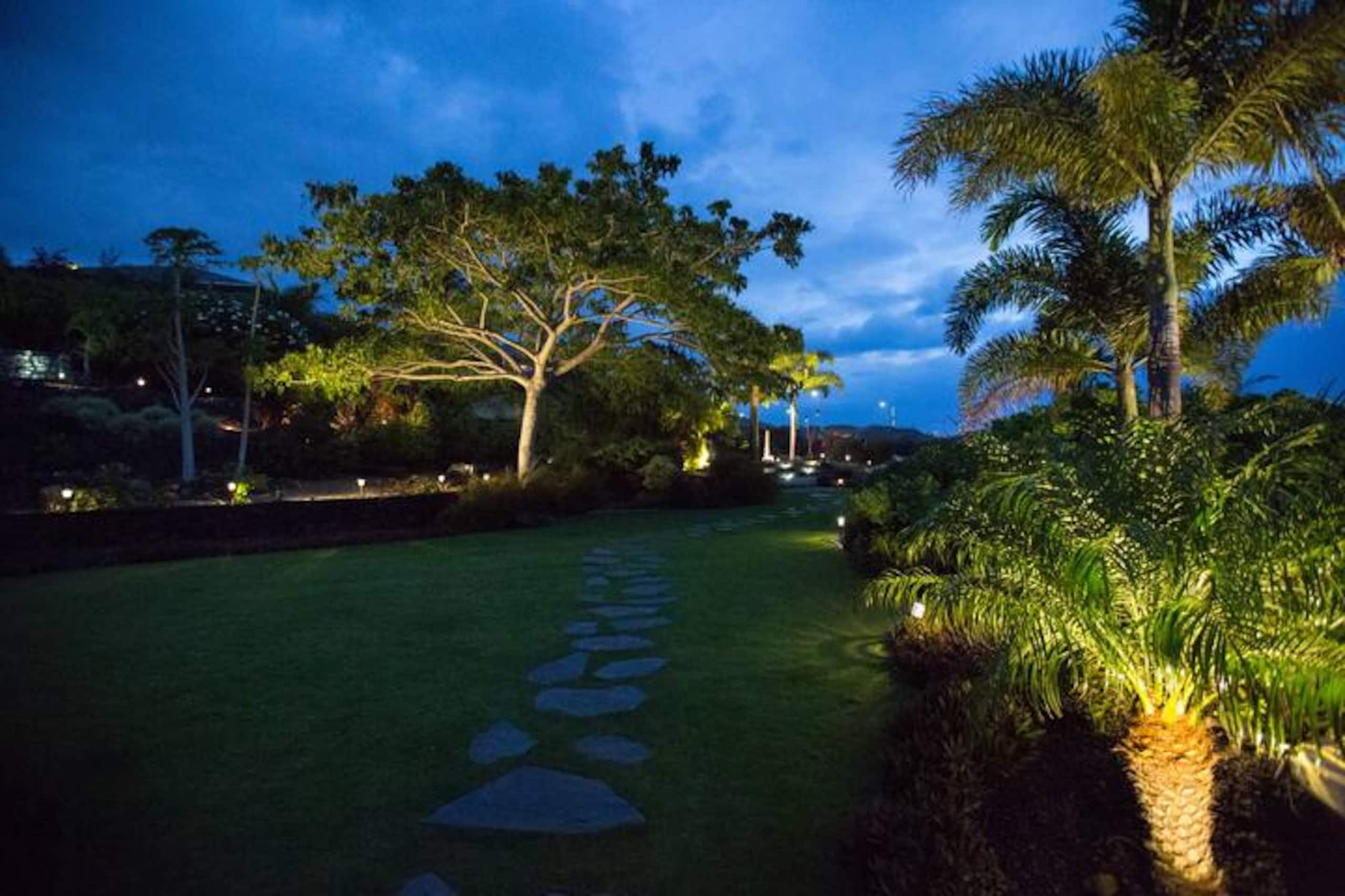 1+ Acre Private Resort, 4BD + 3BTH, Cinema, Spa - Photo 211