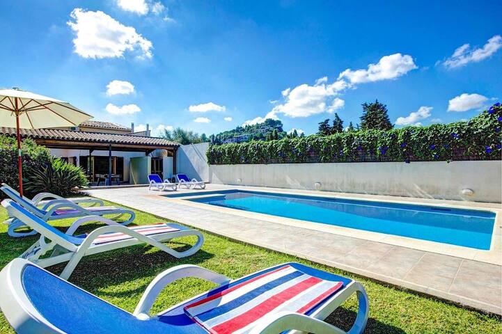 Villa Llobiner gallery image 3