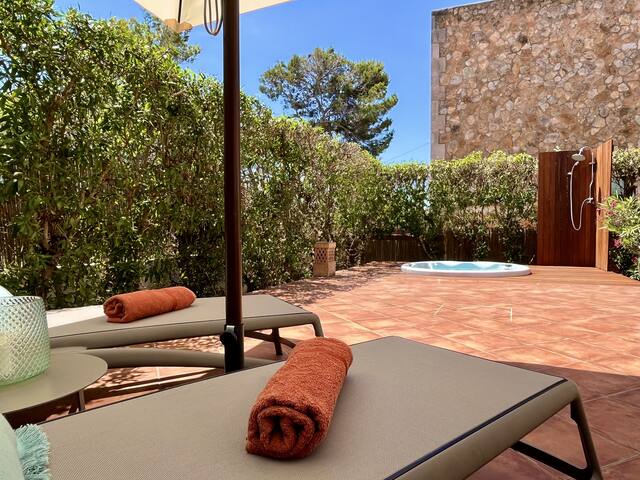 Casa Son Moja gallery image 2