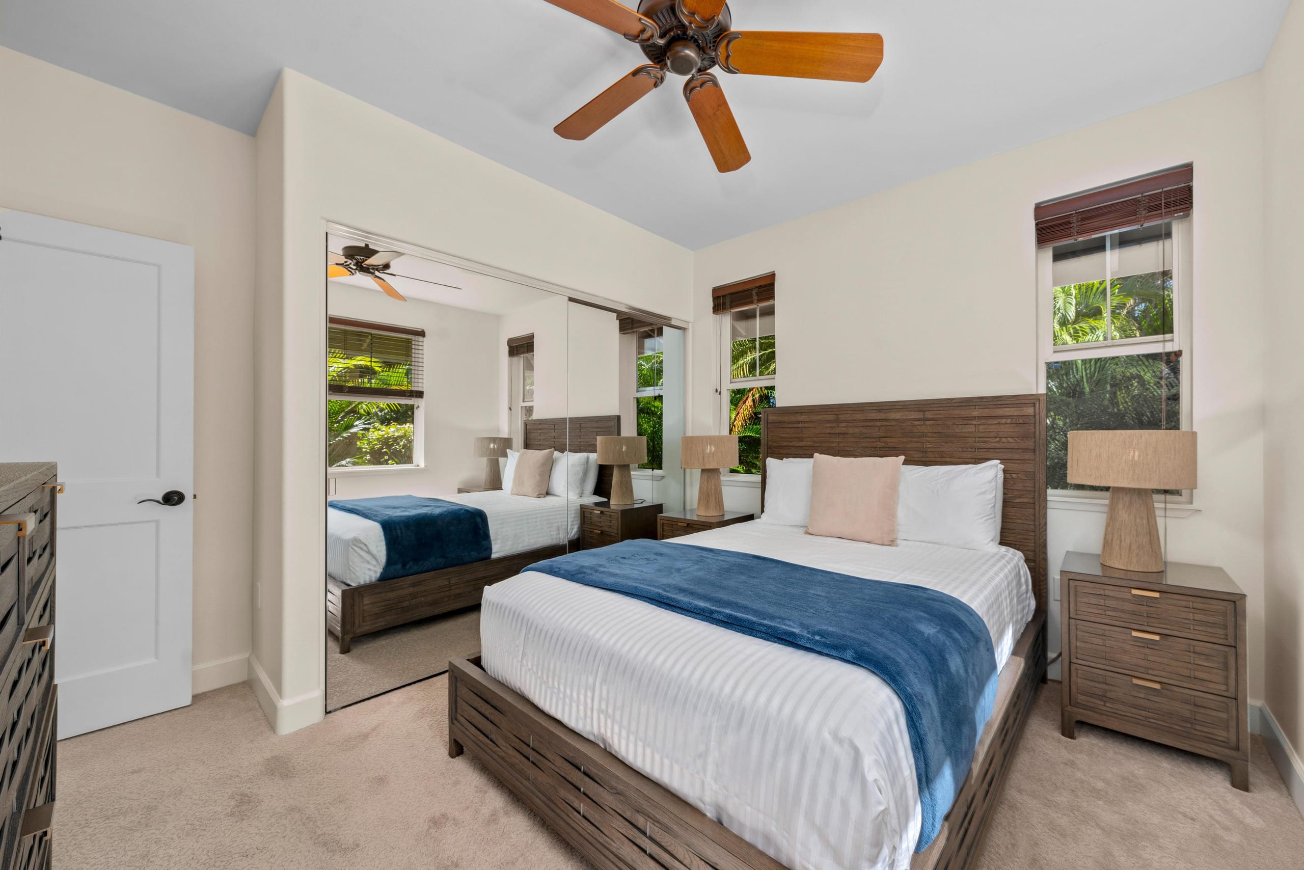 Ocean Front New Furnishings and new paint in - Photo 9