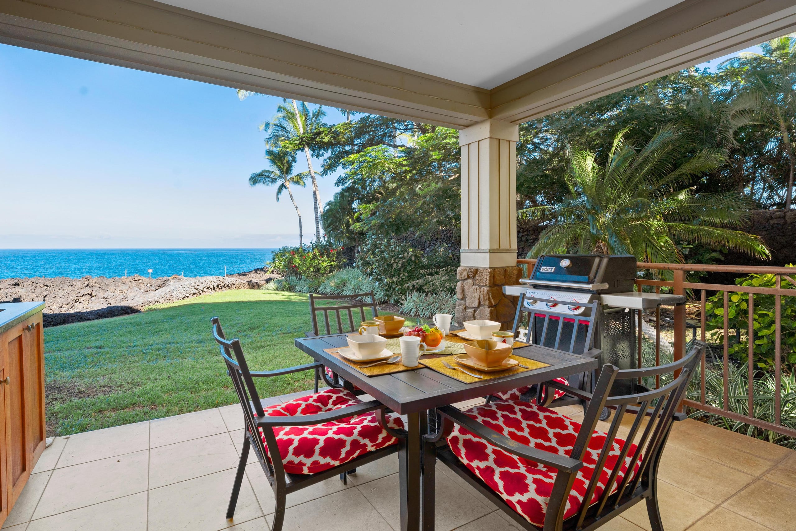 Ocean Front New Furnishings and new paint in - Photo 18