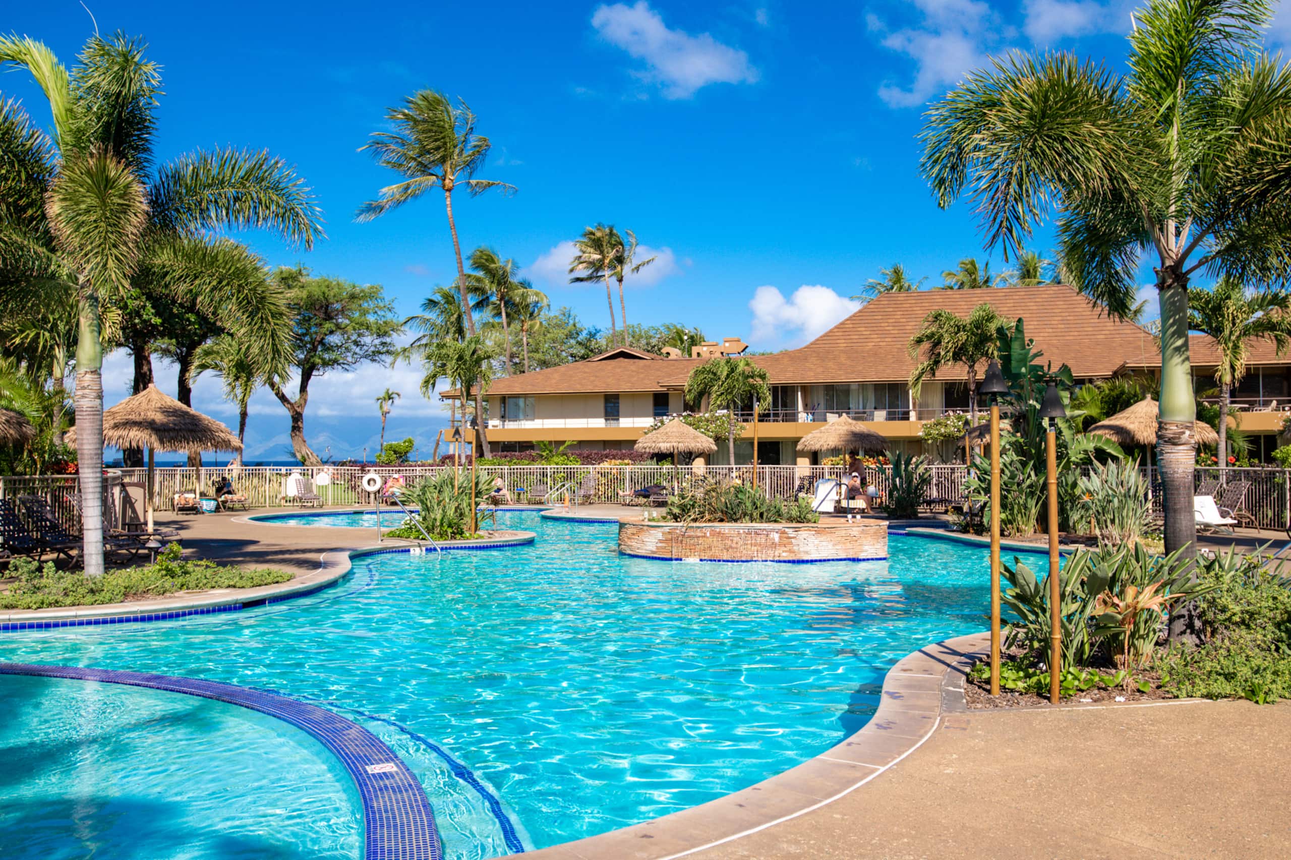 Condo in Lahaina · ★4.91 · Studio · 2 beds · 1 shared bath - Image 1