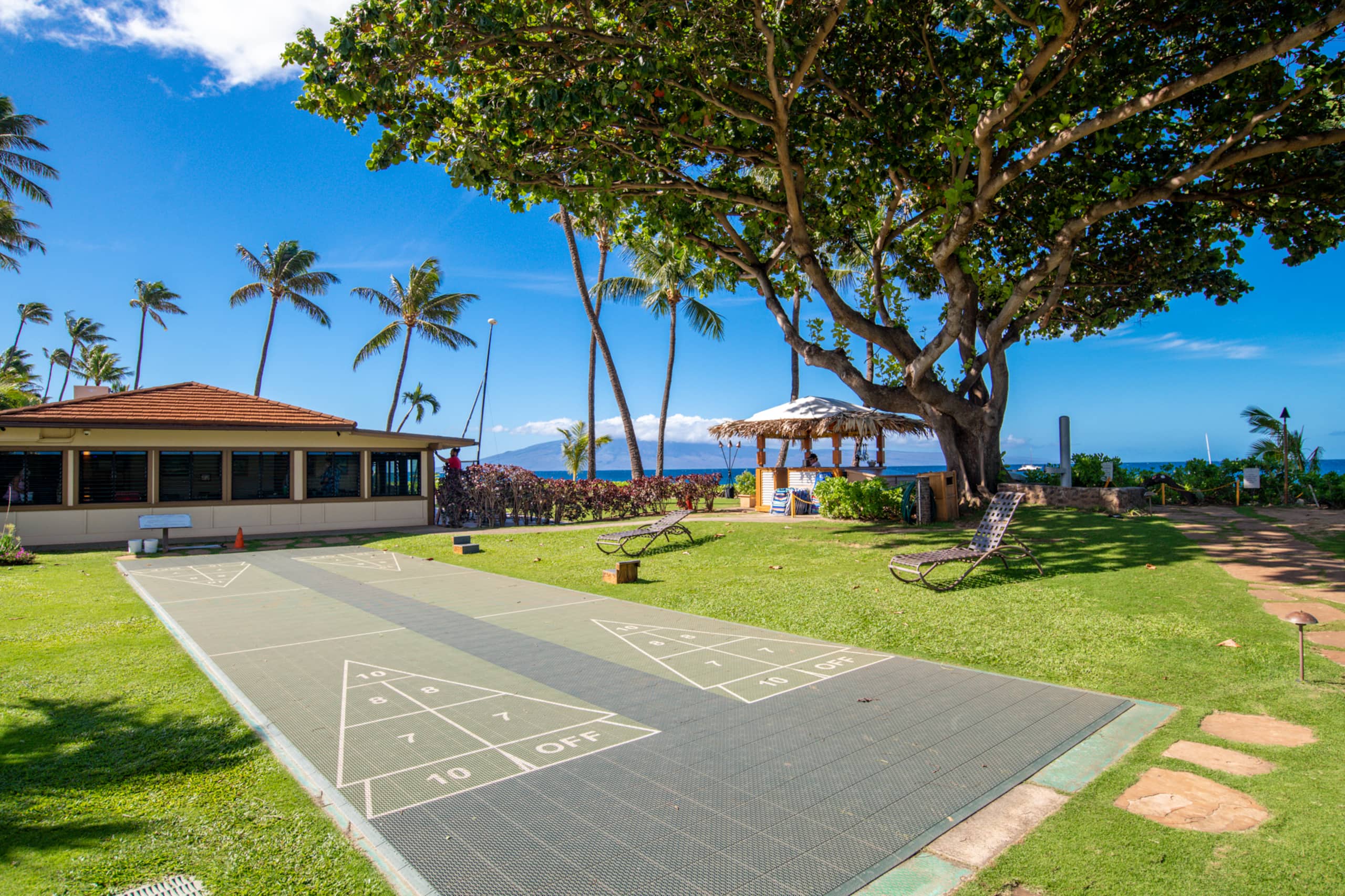 Condo in Lahaina · ★4.91 · Studio · 2 beds · 1 shared bath - Image 17
