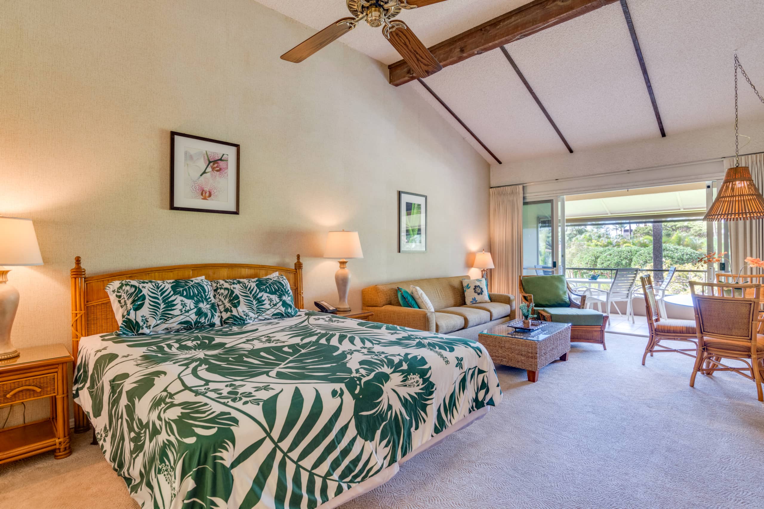 Condo in Lahaina · ★4.91 · Studio · 2 beds · 1 shared bath - Image 6