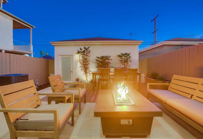 NEW 3 Story House * Ocean 2 Blocks * Water Views gallery image 5