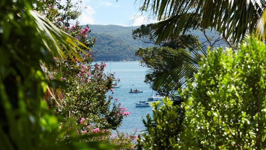 Stonehouse Garden Apartment by Contemporary Hotels gallery image 2