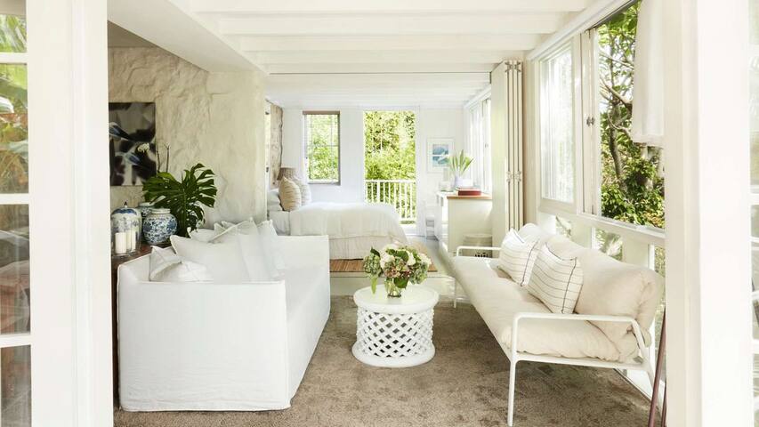 Stonehouse Garden Apartment by Contemporary Hotels gallery image 4