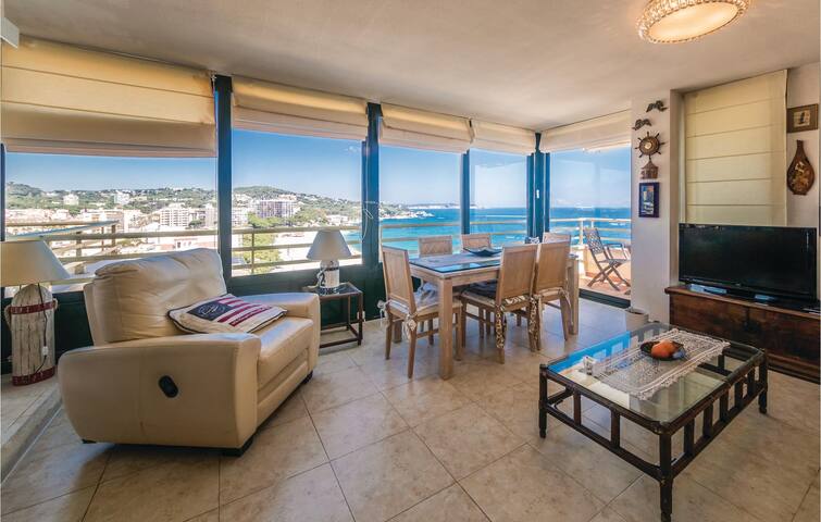 Amazing apartment in Platja d’Aro gallery image 2