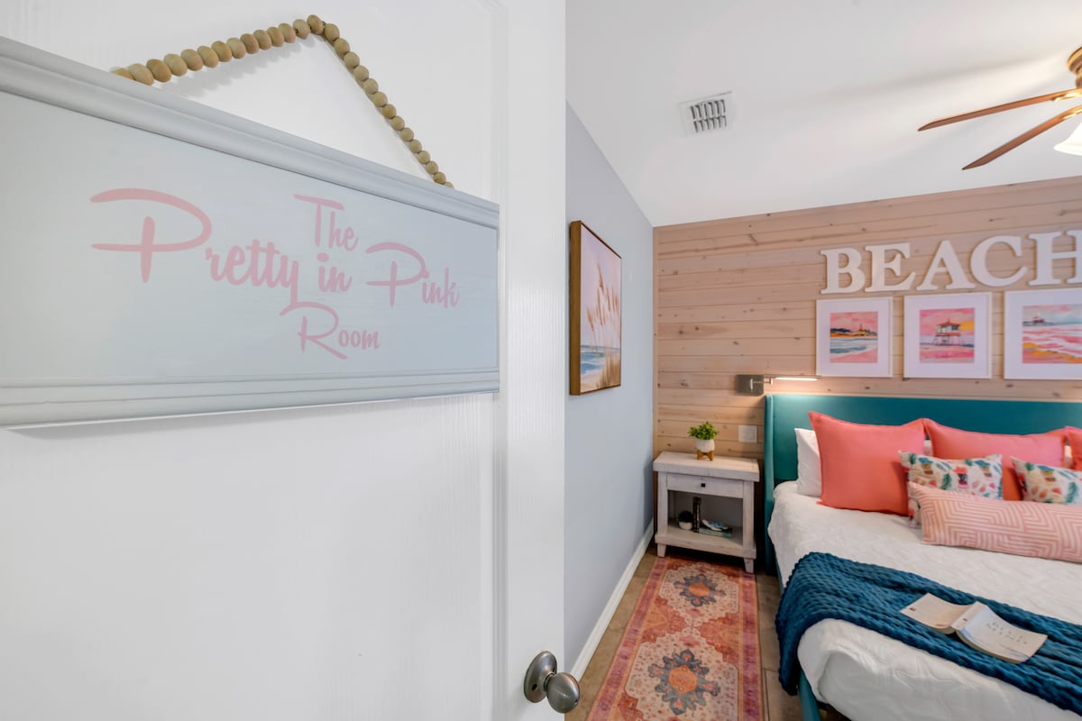 ขอต้อนรับสู่ห้องพีชชี่!