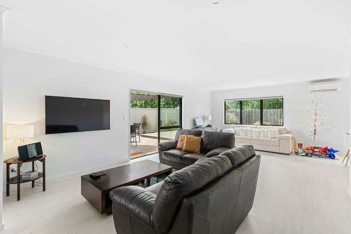 Bachcare Holiday Homes managed Airbnb listing 2