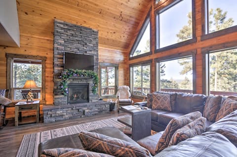 'Longview Lodge' w/ Furnished Deck & Fire Pit!