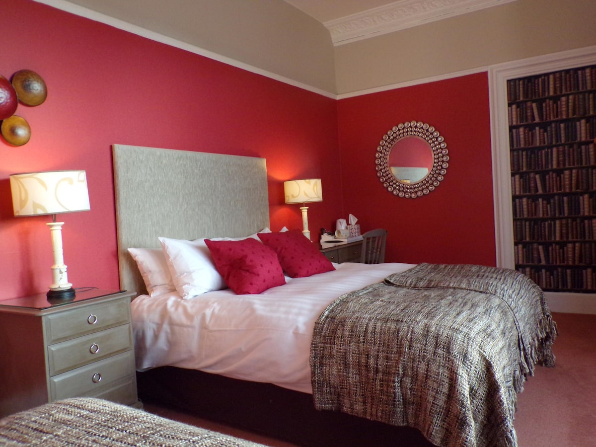 Double Ensuite at Shaftesbury Lodge Guest house