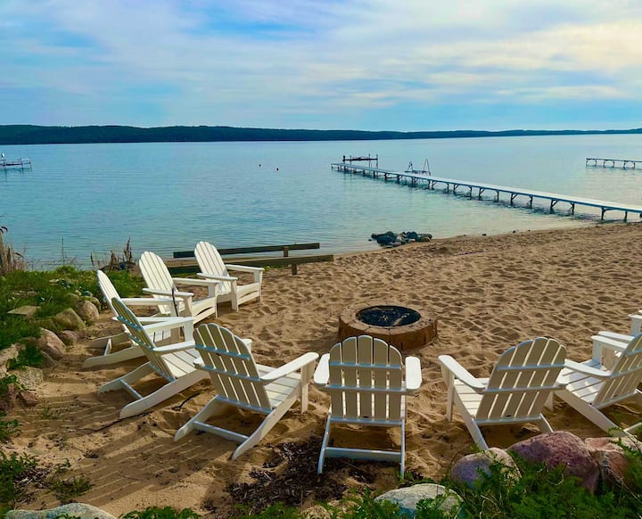Crystal Lake Hillside with Private Beach & Hot Tub