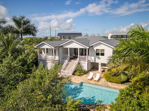 Capmar House at Lunara Bay