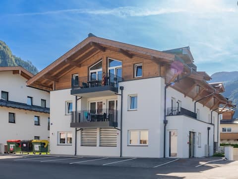 Penthouse in the heart of Kaprun & stunning view