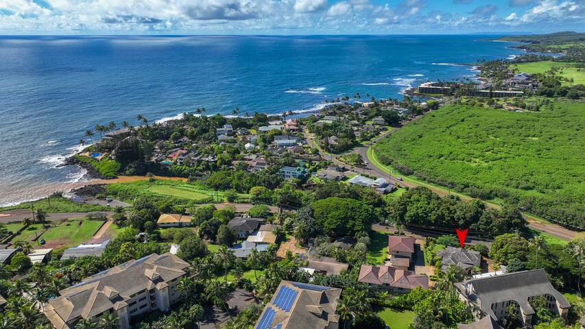 Five Bed, Five Bath Tropical Paradise With A/C gallery image 4