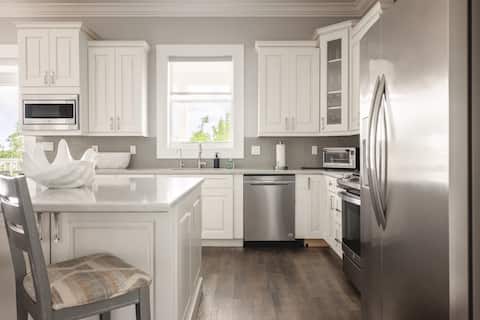 Evershore Estate at Lunara Bay | Wellness Home