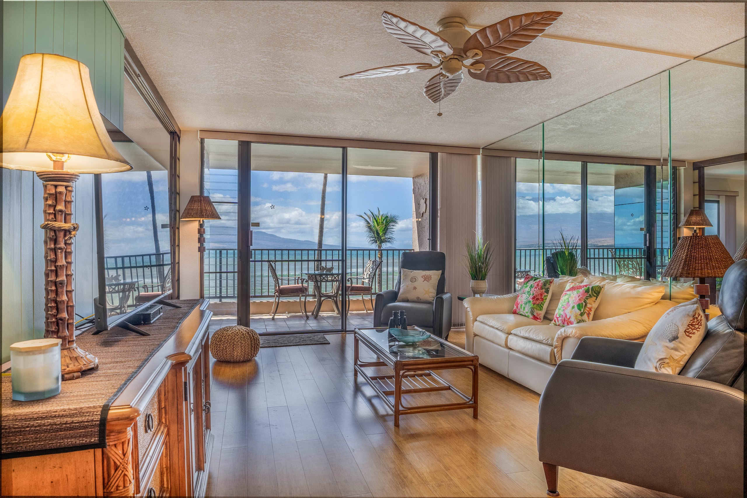 Condo in Wailuku · ★4.9 · 2 bedrooms · 4 beds · 2 baths - Image 4