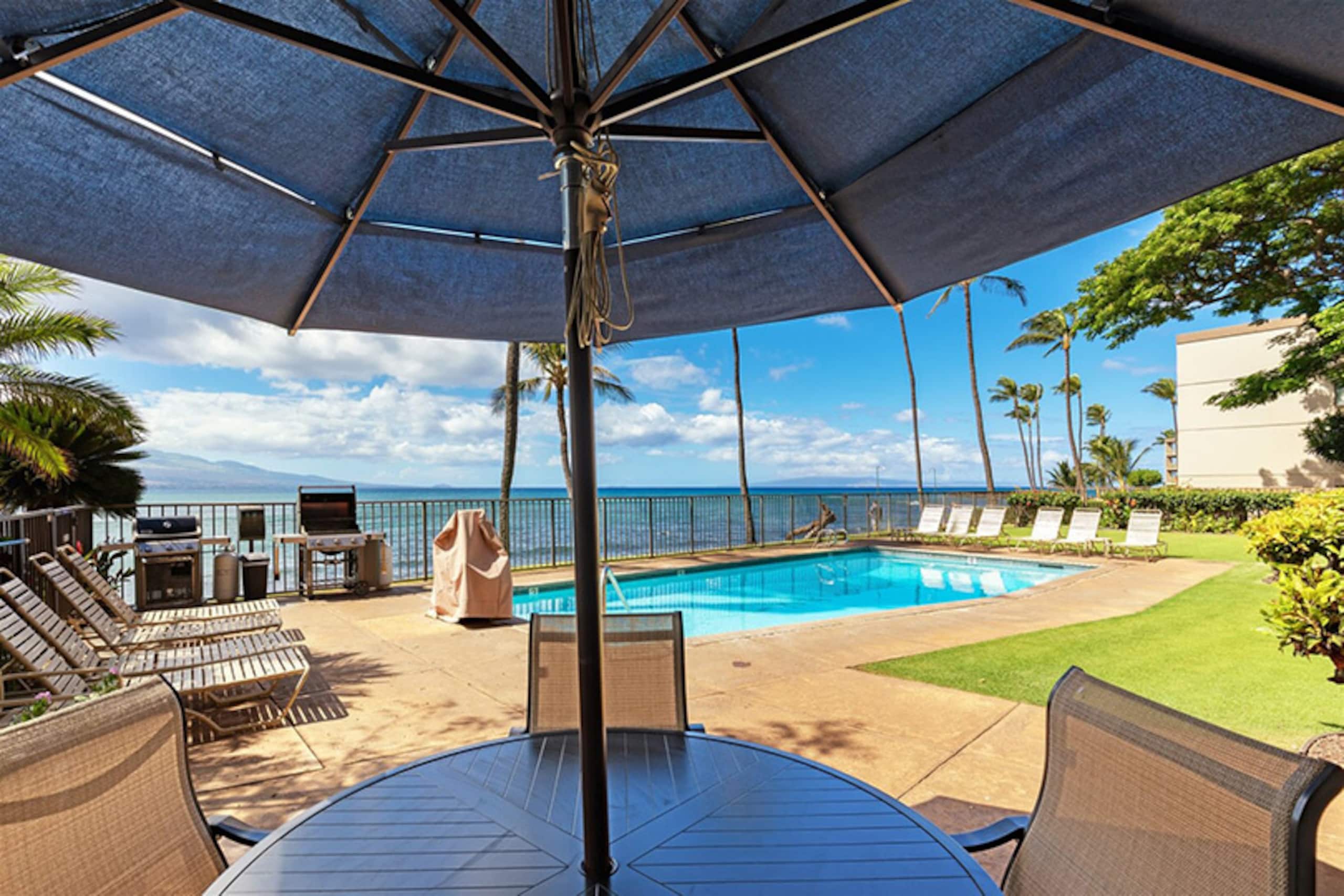 Condo in Wailuku · ★4.9 · 2 bedrooms · 4 beds · 2 baths - Image 36