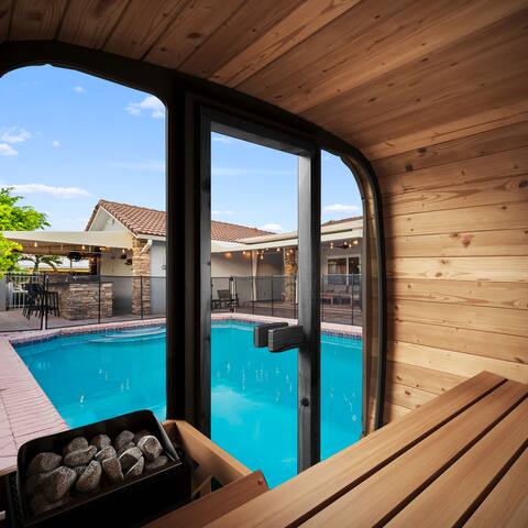 Luxury Waterfront | Pool, Sauna, Playground & more gallery image 3