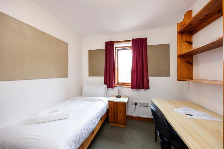 Comfortable Room Close To Temple Cowley Shopping Centre - Oxford
