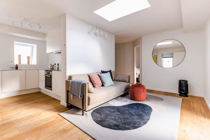 Stylish & Spacious 2BR Apt for 6 in Heart of CPH