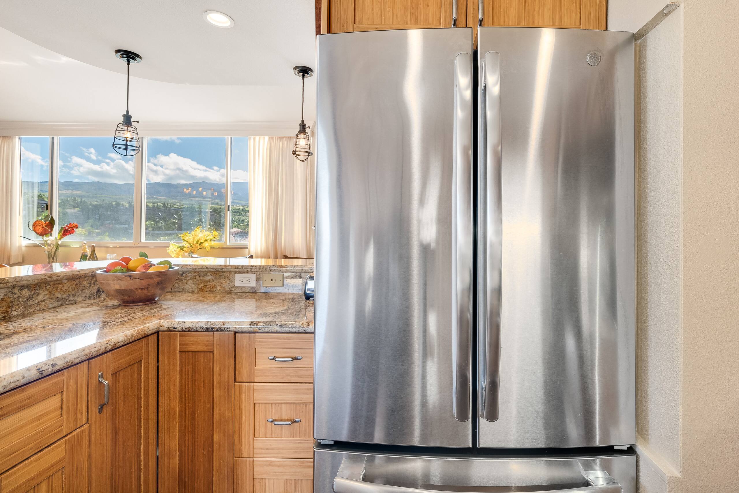 Condo in Lahaina · ★5.0 · 2 bedrooms · 3 beds · 2 baths - Image 9