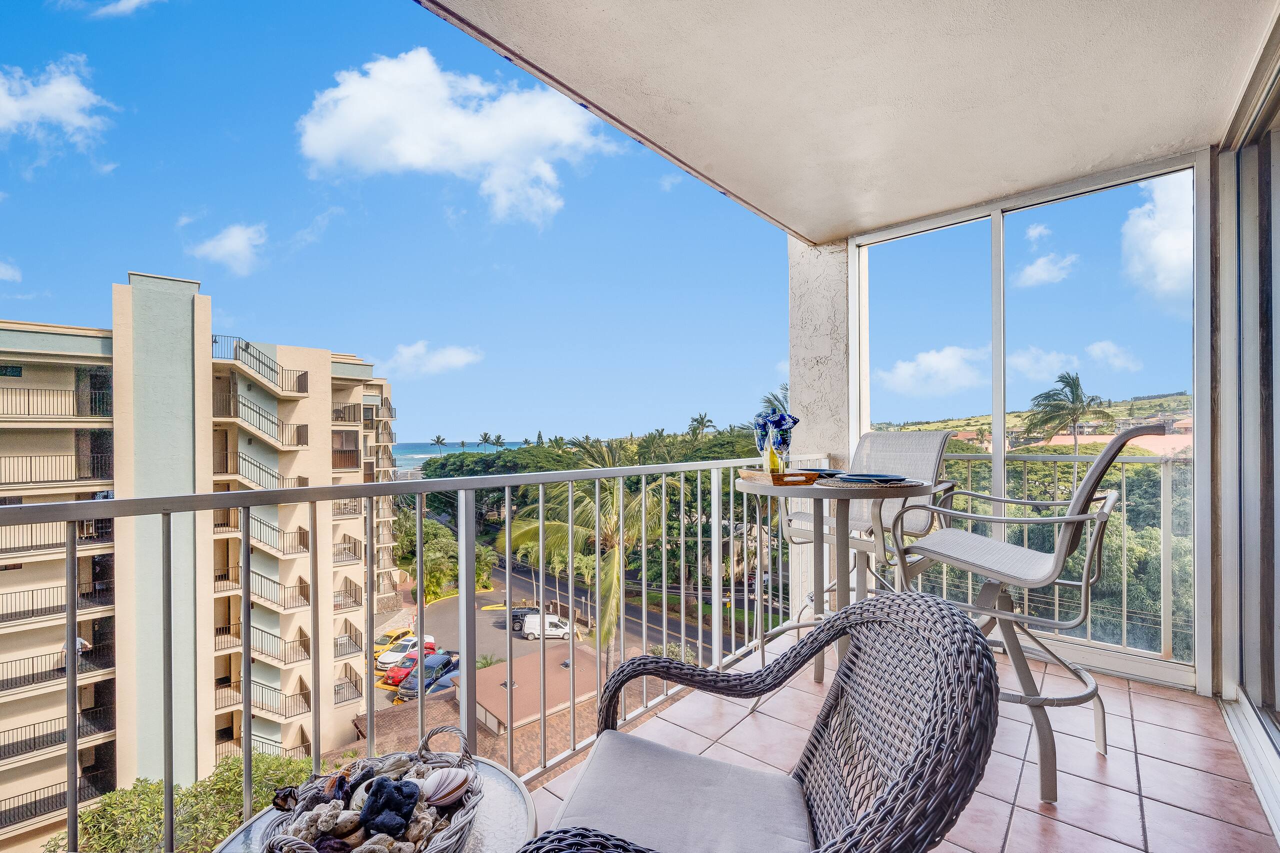 Condo in Lahaina · ★5.0 · 2 bedrooms · 3 beds · 2 baths - Image 27