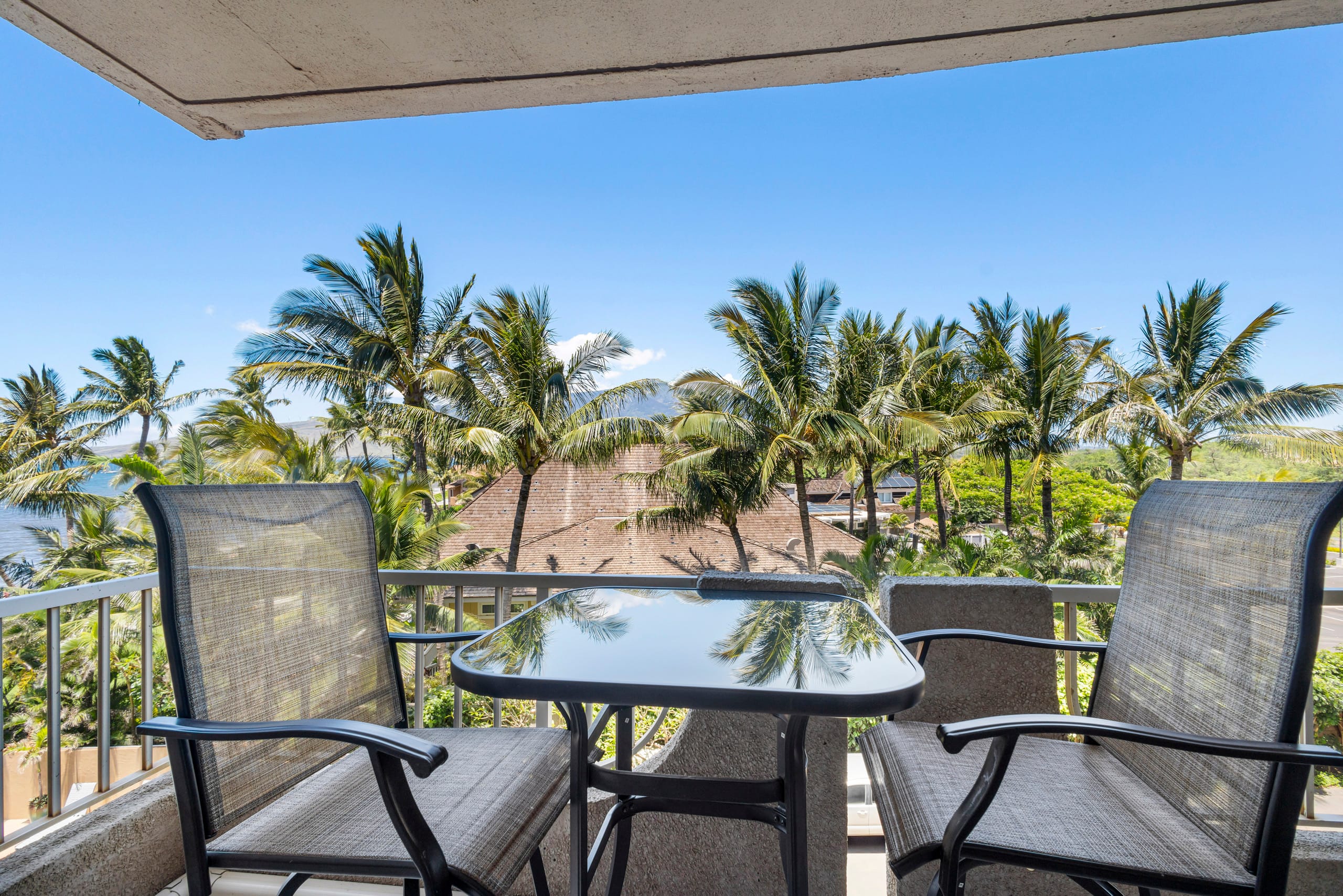 Condo in Kihei · ★5.0 · 1 bedroom · 2 beds · 2 shared baths - Image 3