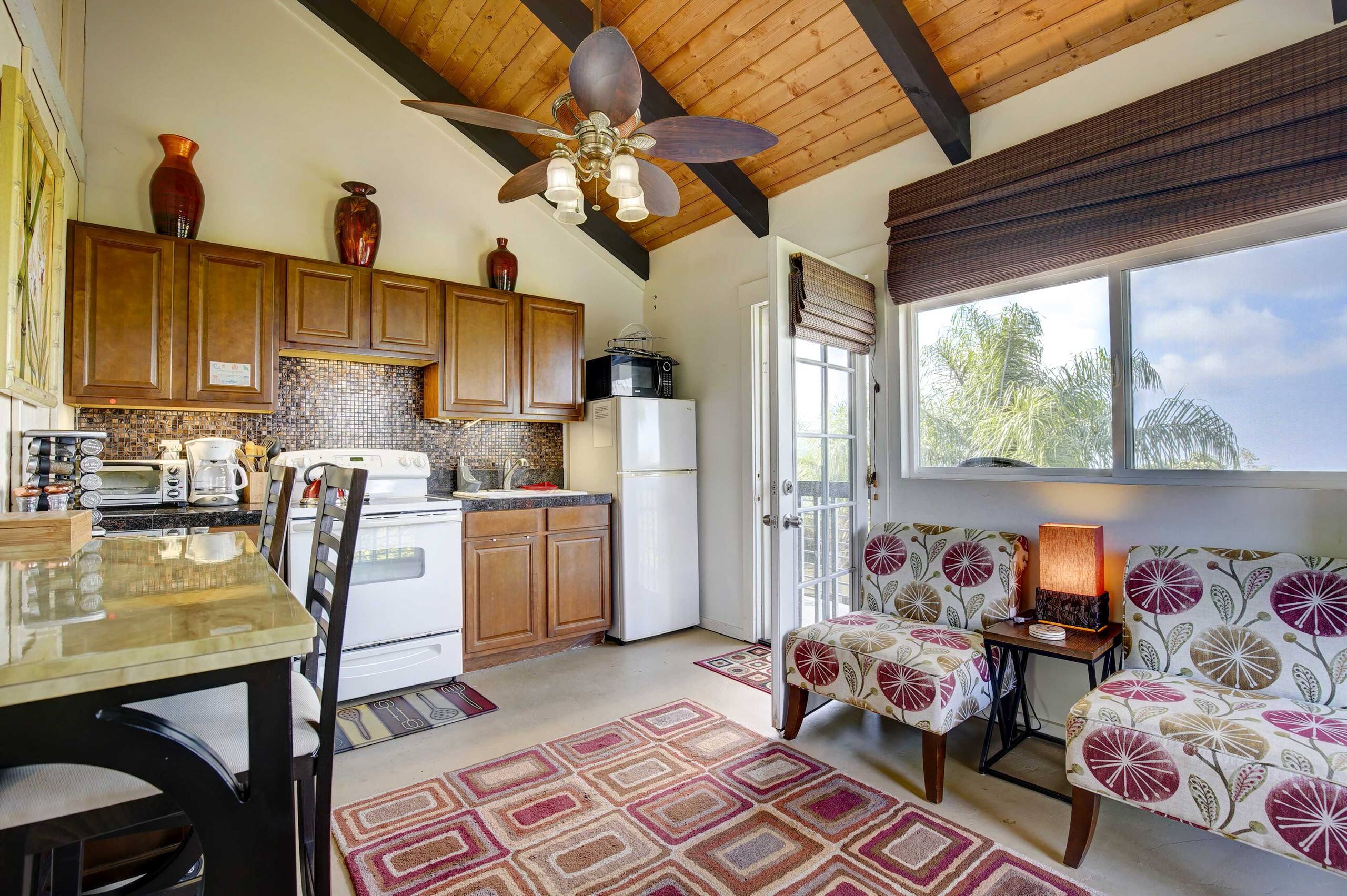 Charming Kailua-Kona Apartment Near Hiking & Golf! - Image 8