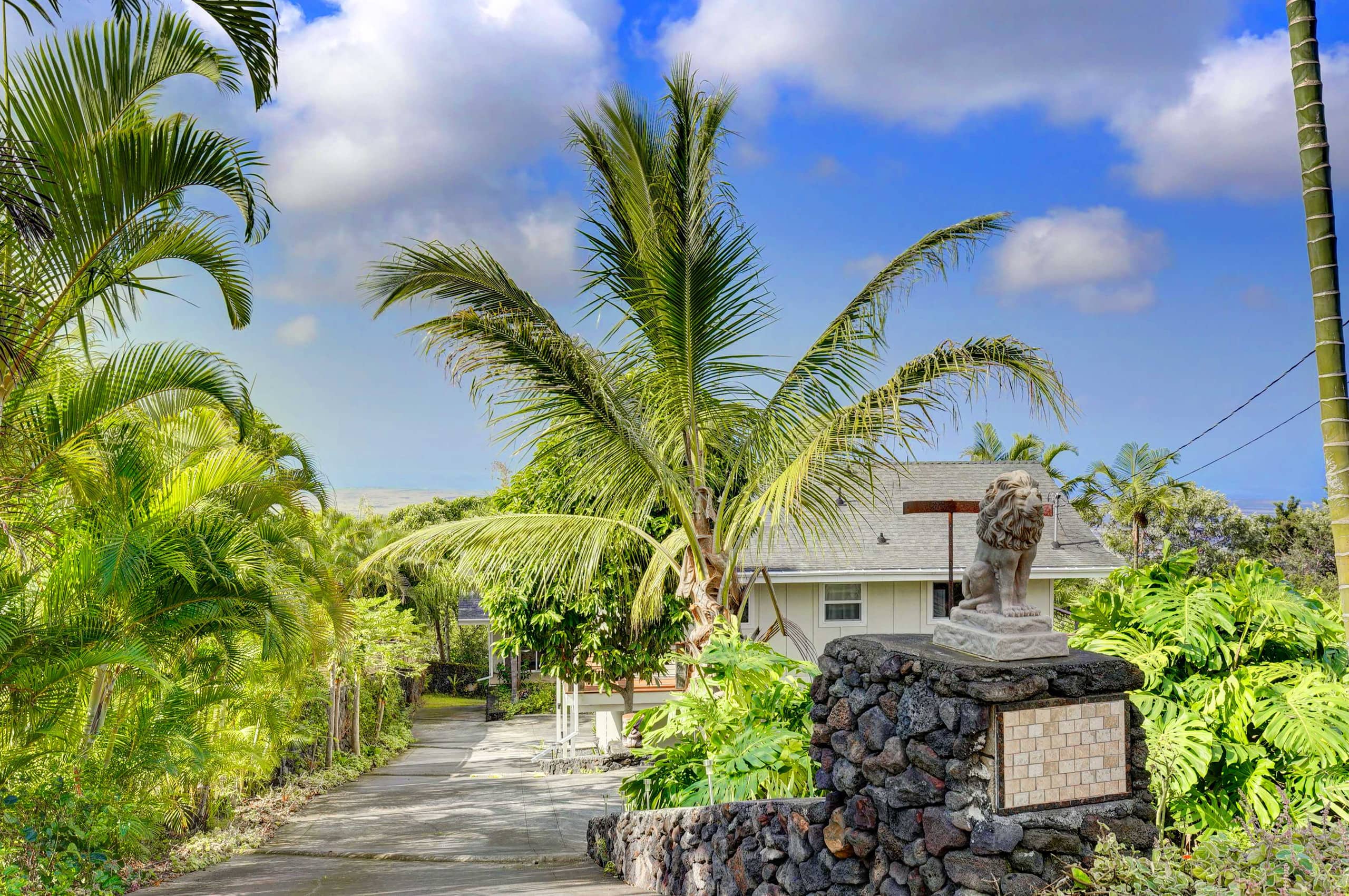 Home in Kailua-Kona · ★4.71 · 3 bedrooms · 3 beds · 2 baths - Image 29