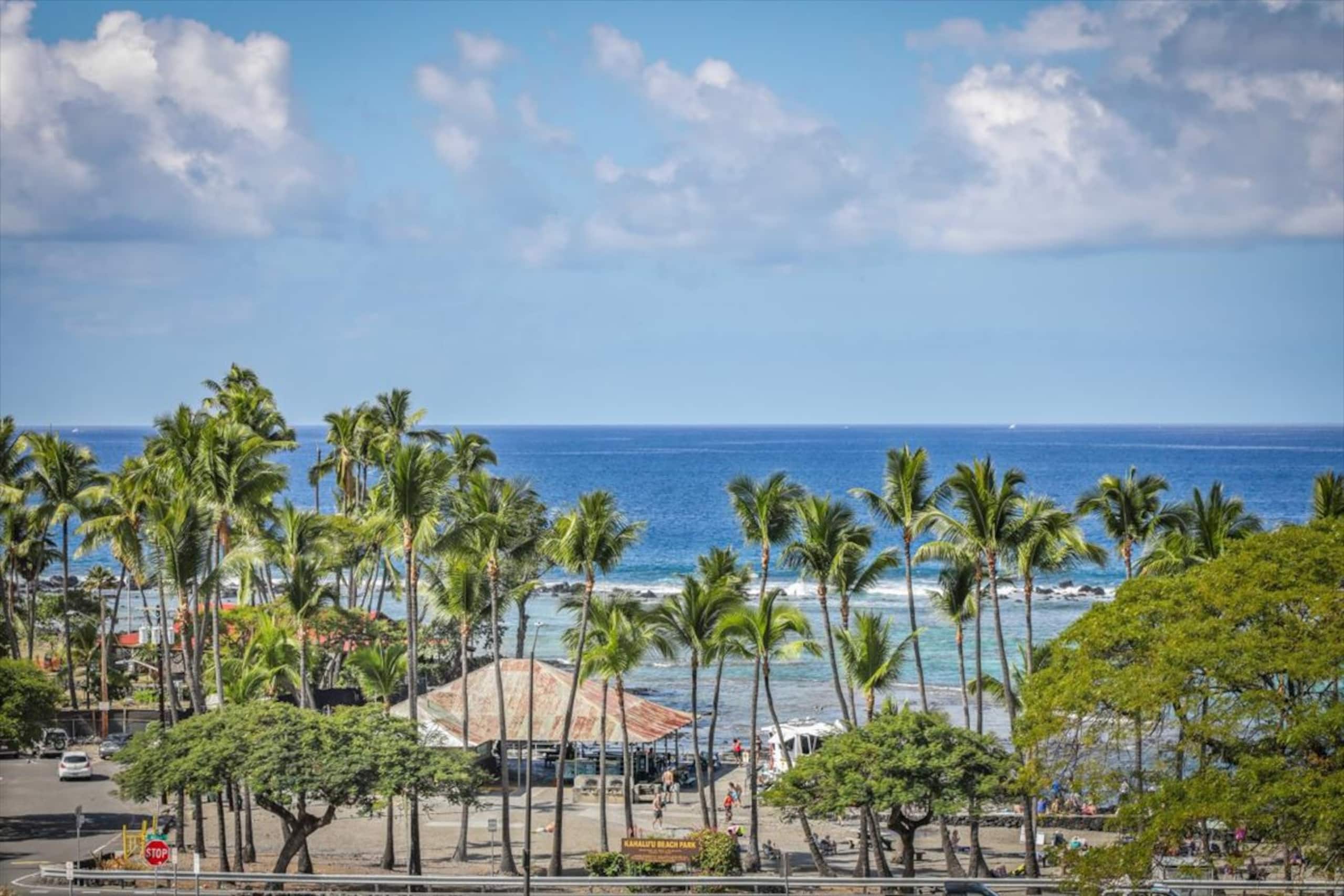 Condo in Kailua-Kona · ★4.58 · 2 bedrooms · 2 beds · 2 baths - Image 18