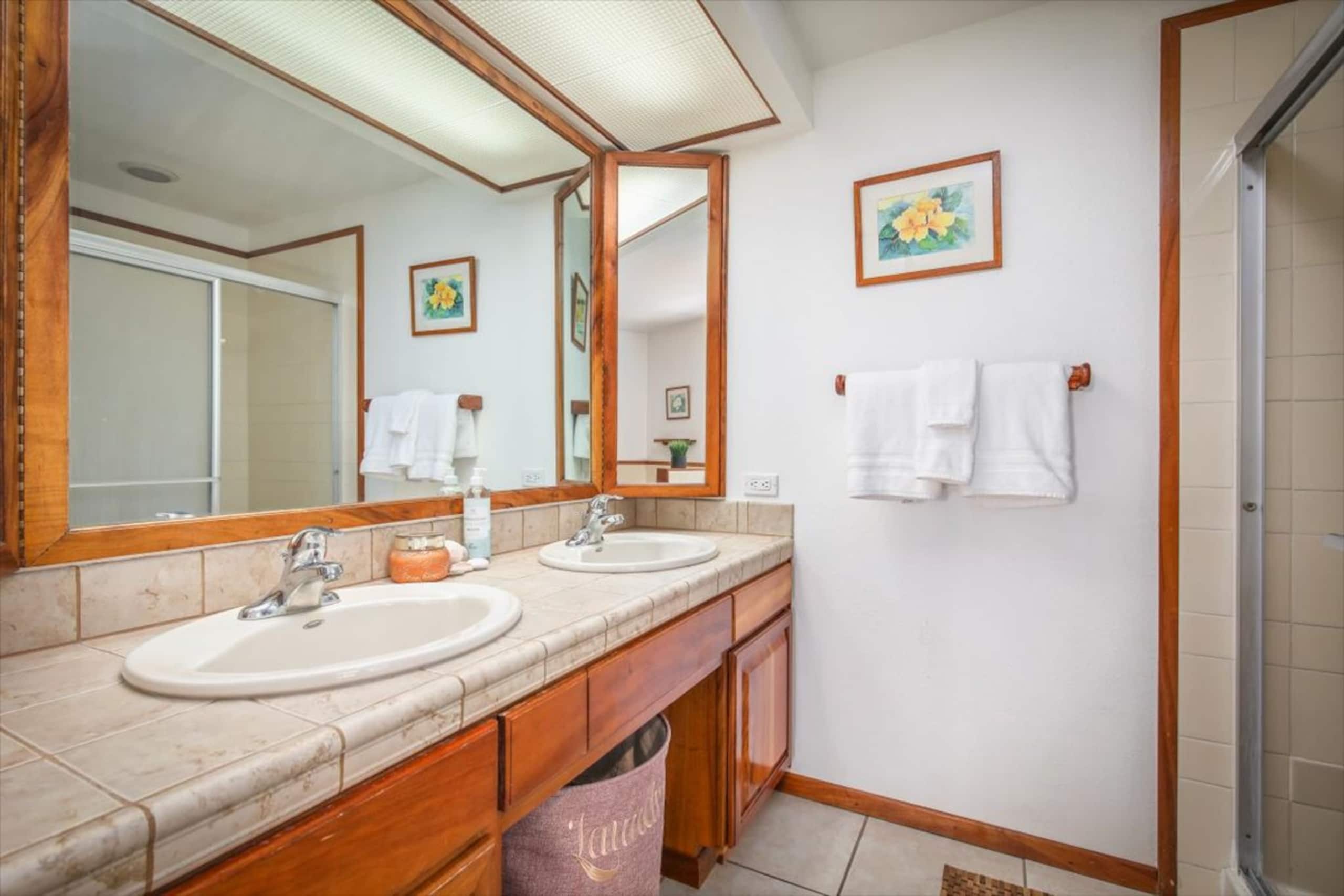 Condo in Kailua-Kona · ★4.58 · 2 bedrooms · 2 beds · 2 baths - Image 8