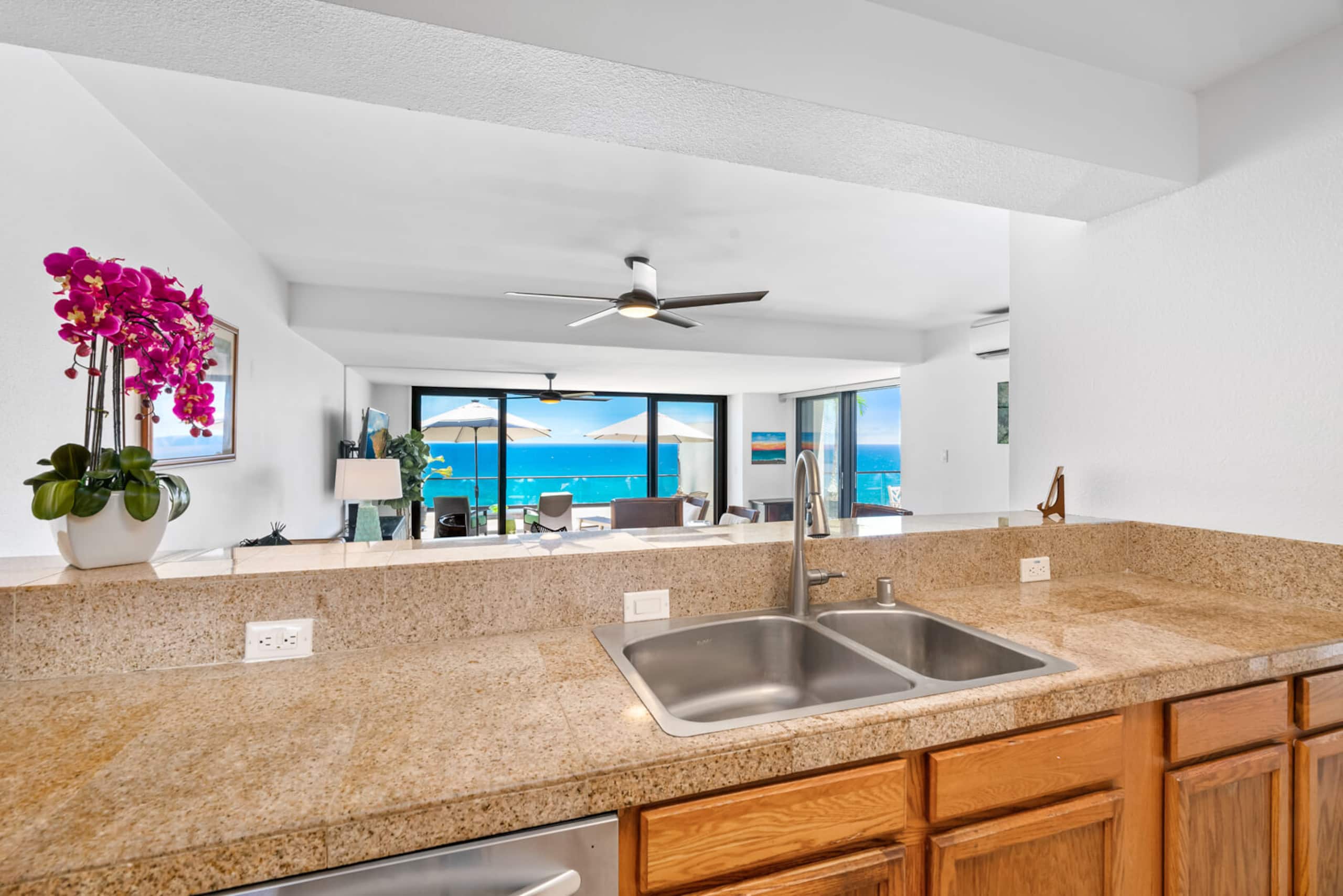 Condo in Princeville · ★4.86 · 2 bedrooms · 2 beds · 2 baths - Image 6