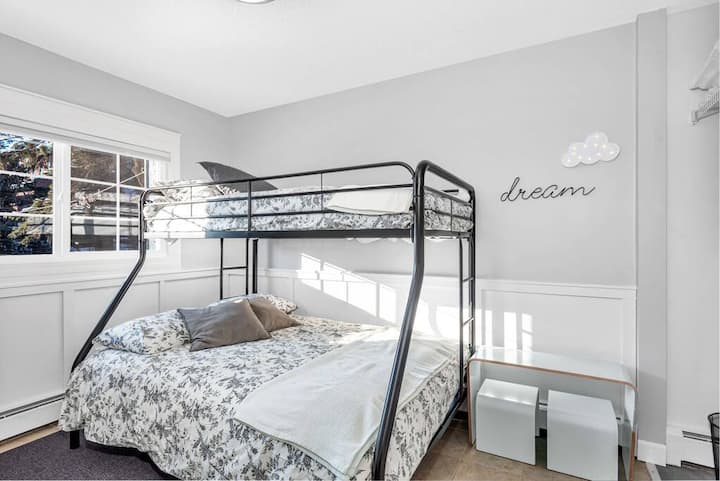 79b7a7b2 10eb 4d3e 813b d48de6005657