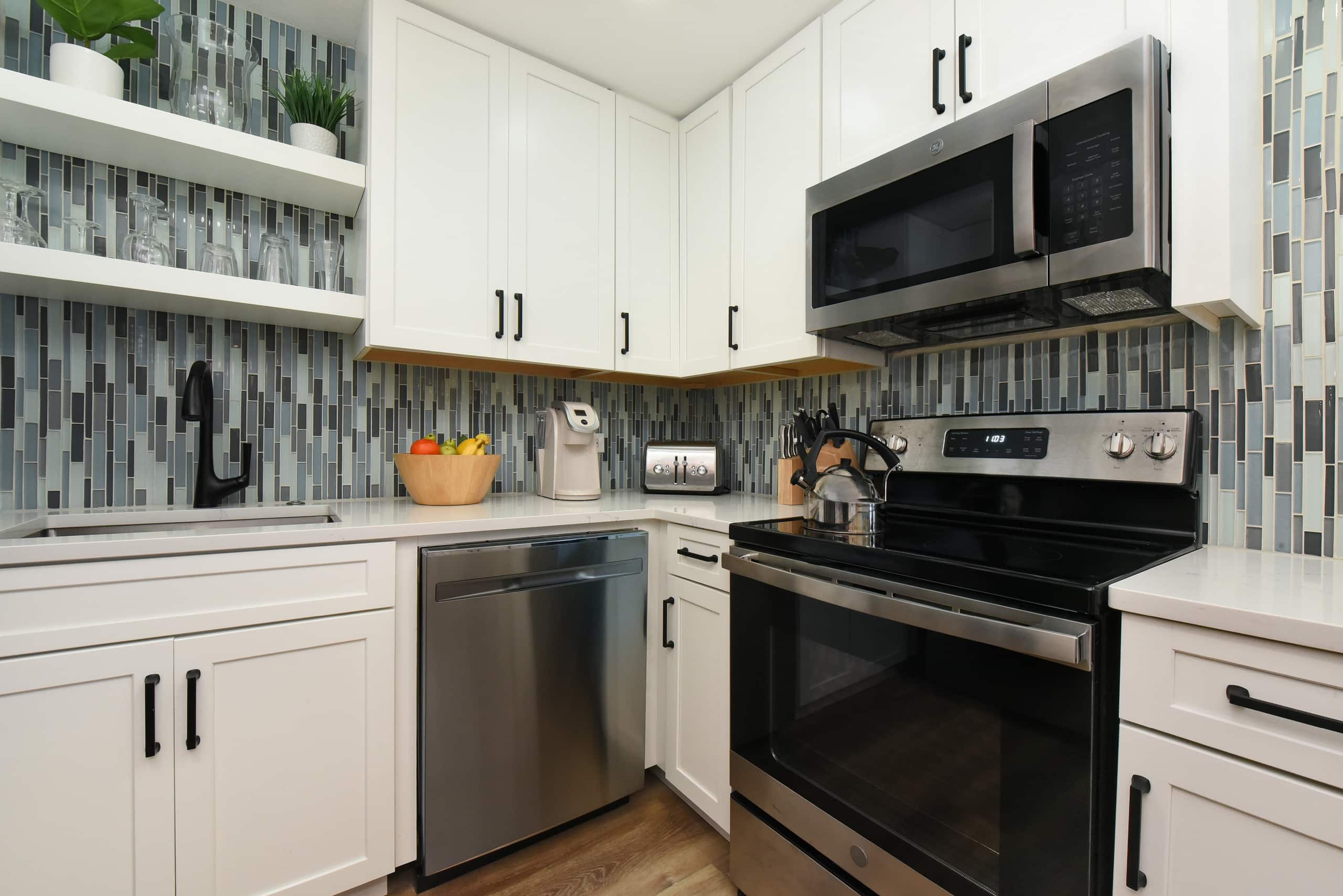Condo in Lahaina · ★5.0 · 2 bedrooms · 4 beds · 2 baths - Image 9